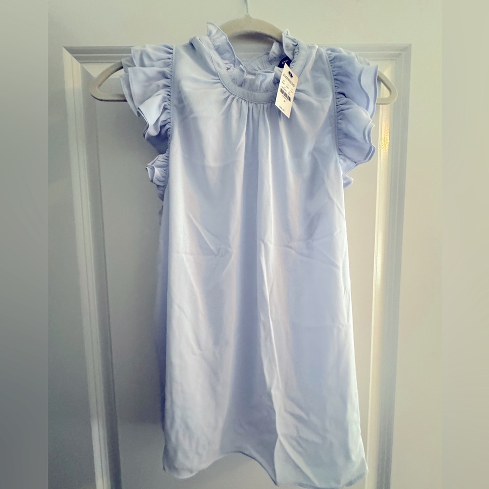 Light blue sleeveless blouse, NWT